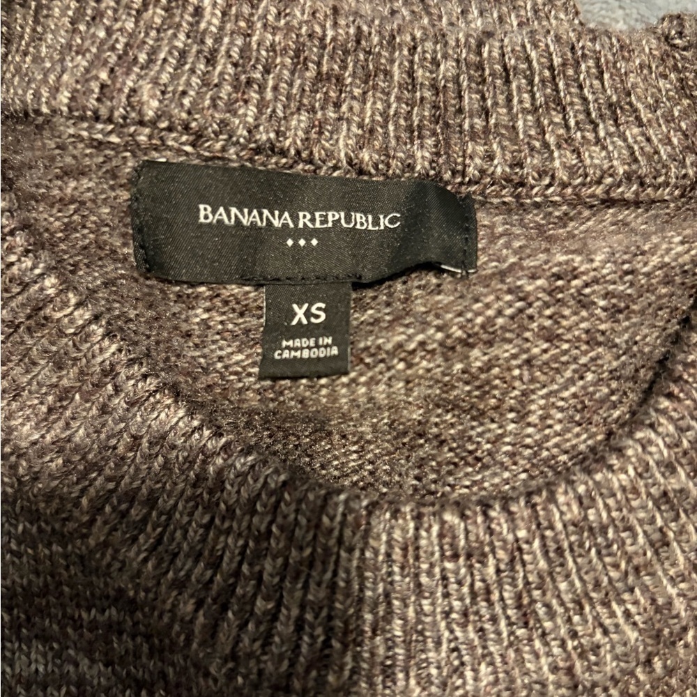 Banana Republic Factory Men's Heathered Brown Crewneck Sweater - Picture 2 of 2